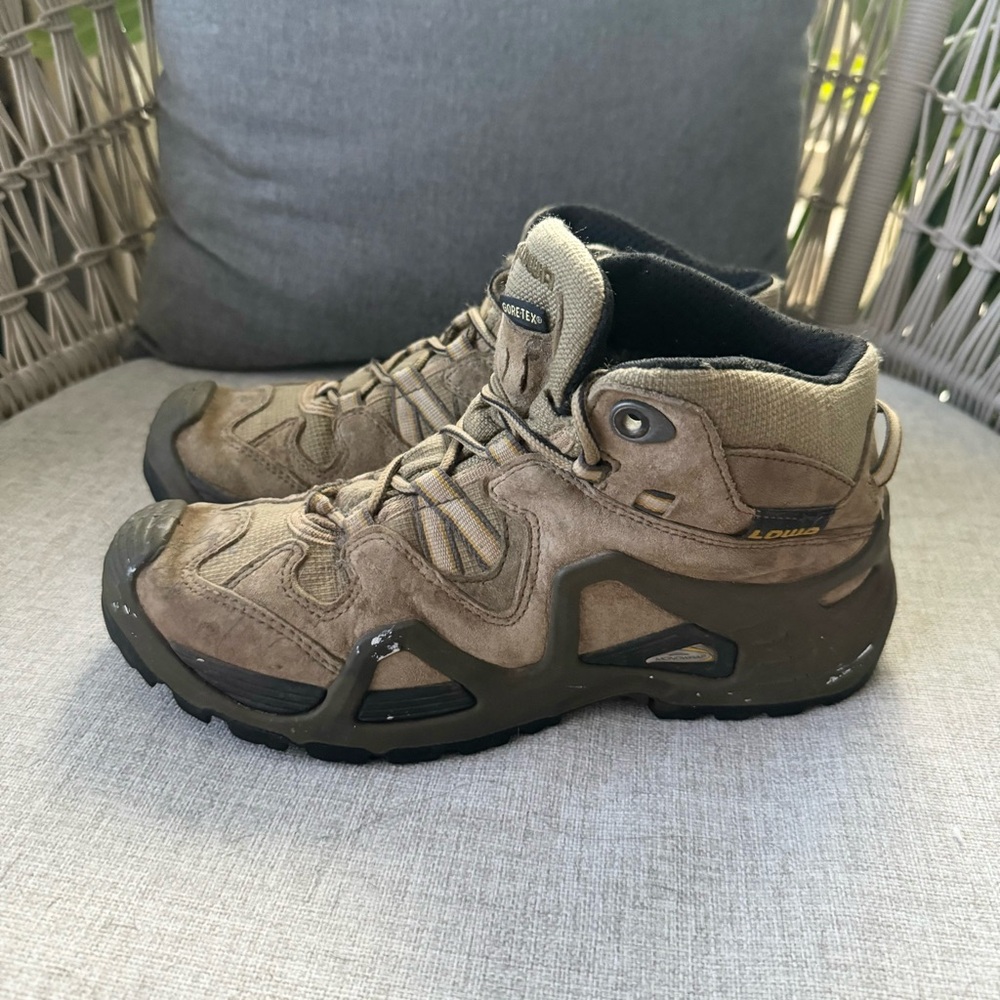 Lowa Brown and Black Women's Athletic Hiking Shoes